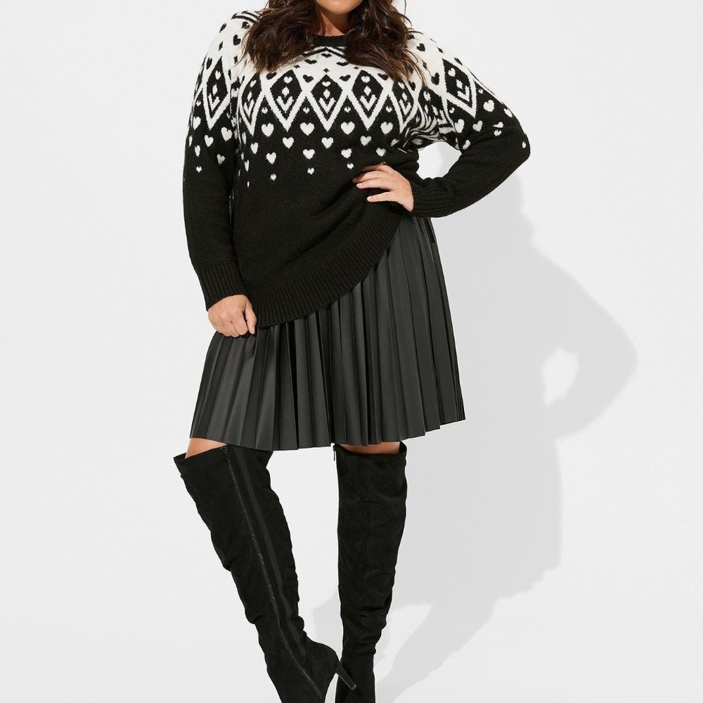 FAIR ISLE HEARTS SWEATER